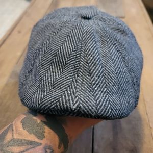 Mens Boston Scally hat. M/L